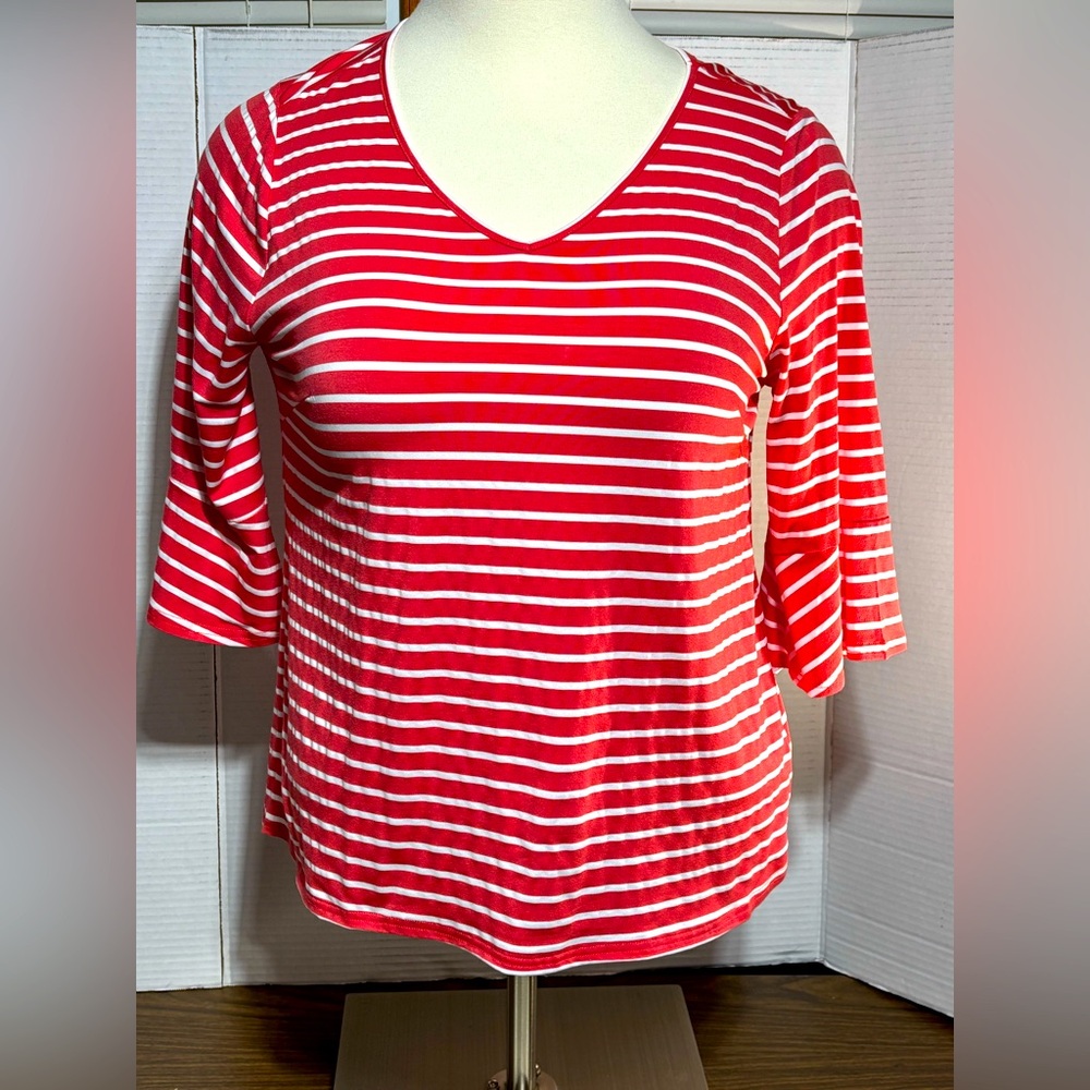 August Mist 1X coral & white striped V neck 3/4 L bell sleeves top 26”L 22” p2p